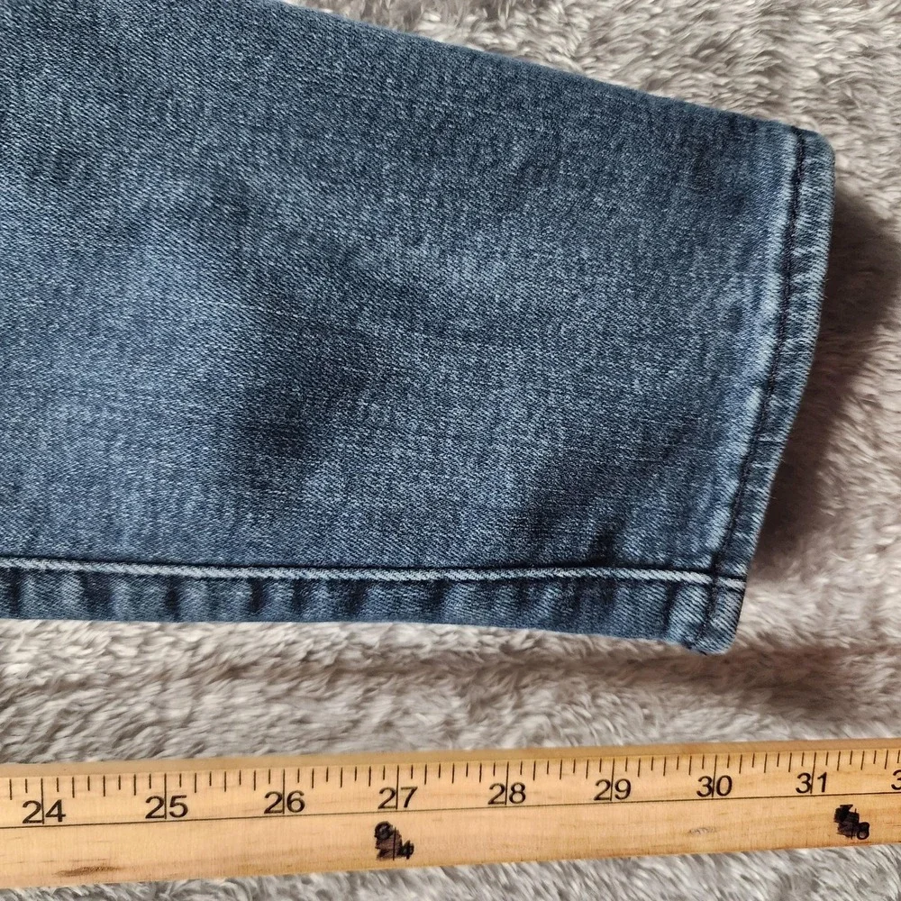 Levis Premium Jeans Mens 30x32 (Fits 28x30) Blue Medium Wash Slim Tapered Leg‎ - Picture 14 of 15